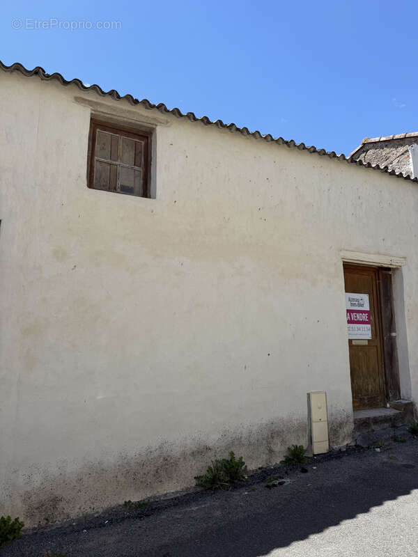 ST ETIENNE DU BOIS, Garage avec grenier - photo 5