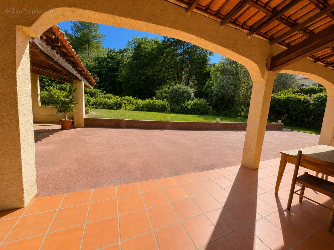 Appartement à AUBAGNE