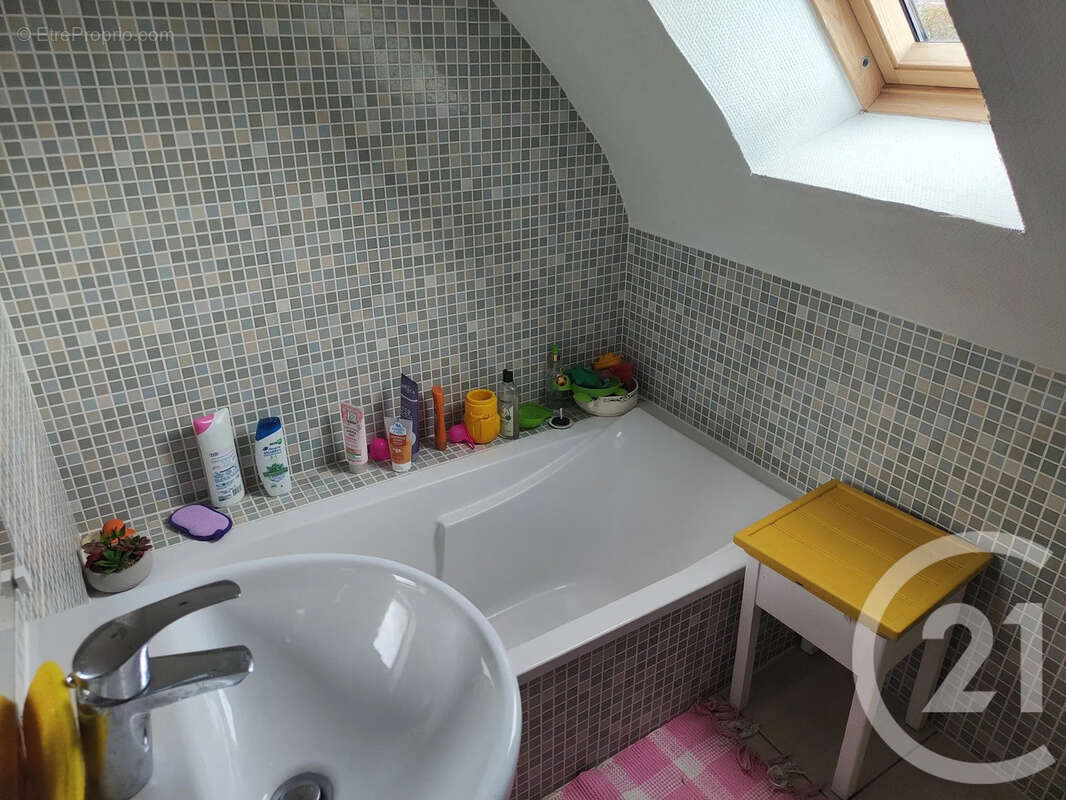 Maison à COSNE-COURS-SUR-LOIRE