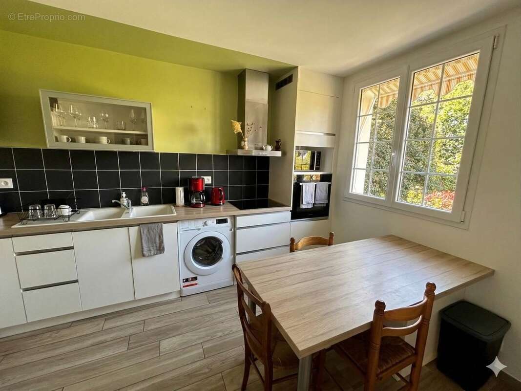 Maison à NOYAL-CHATILLON-SUR-SEICHE