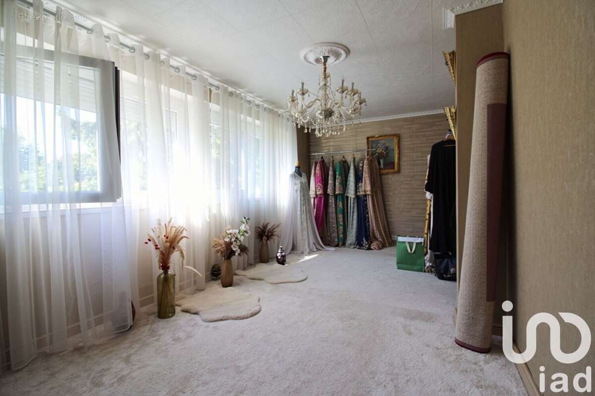 Photo 2 - Maison à VILLIERS-LE-BEL