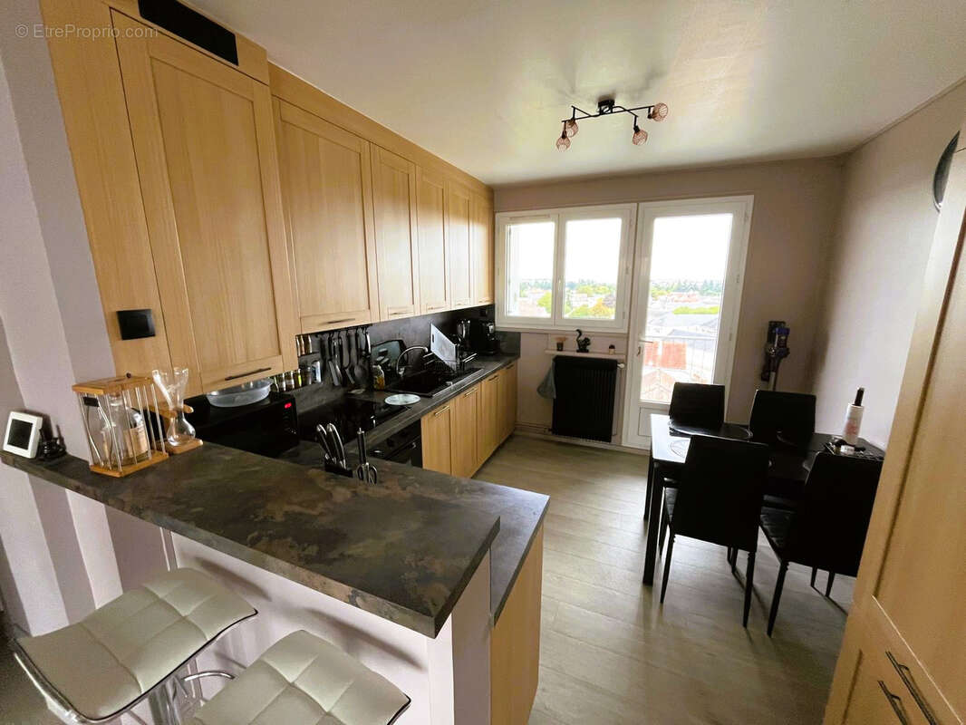 Appartement à LUCE