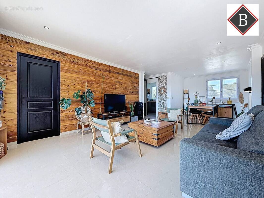 Appartement à LE CANNET
