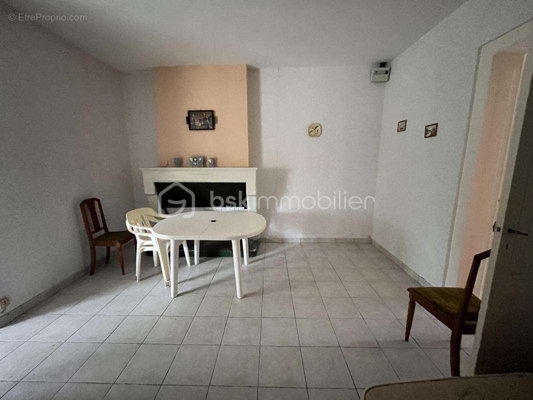 Maison à GRAYAN-ET-L'HOPITAL