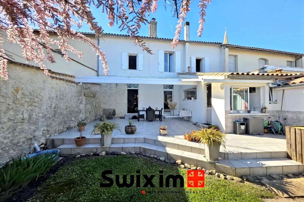 Maison à SAINT-LAURENT-MEDOC