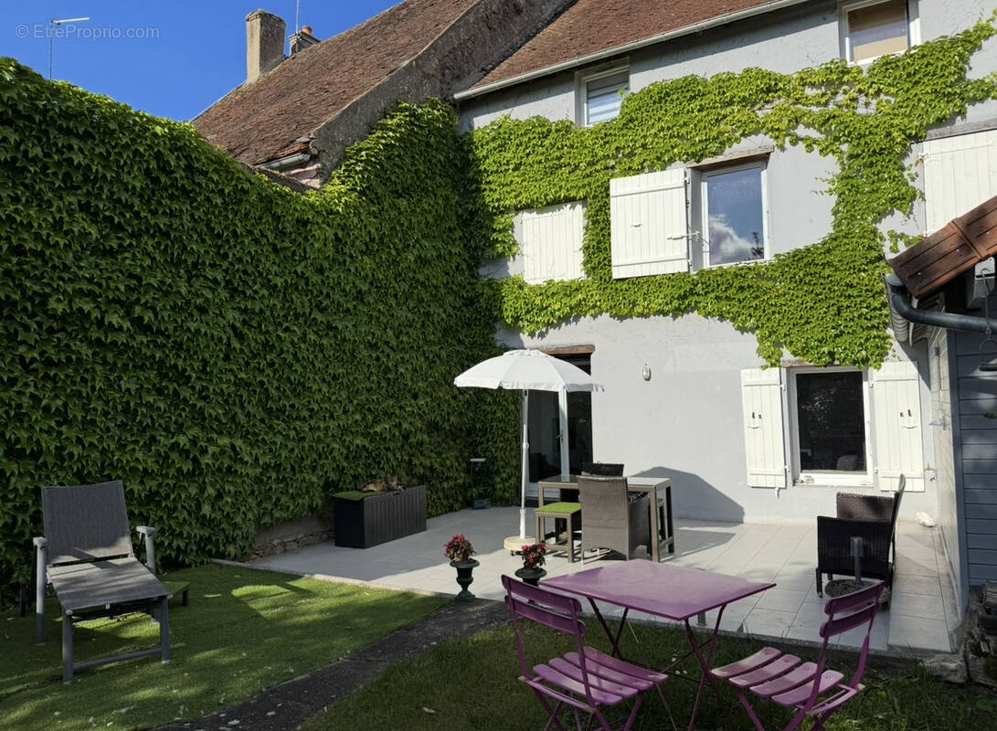 Maison à CORBIGNY