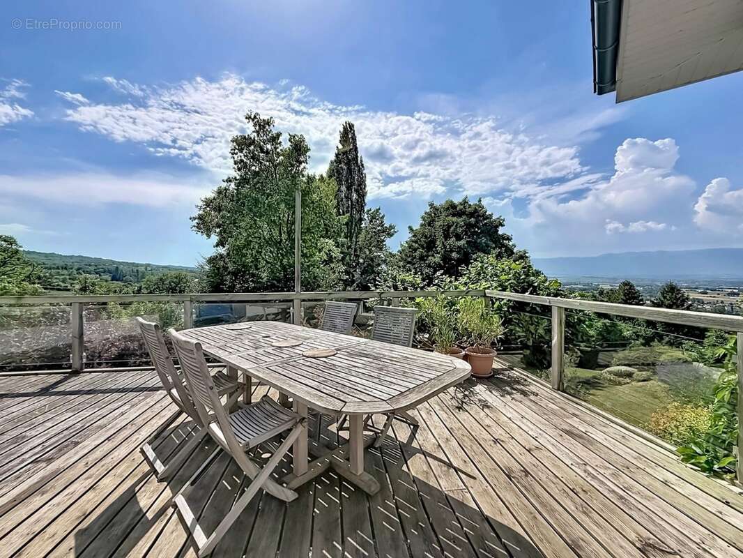Propriété 7 pièces d'exception 380m2 avec terrain à construire 1000M2 sur les hauteurs de Collonges-sous-Salève – Calme, Vue Jur - photo 28