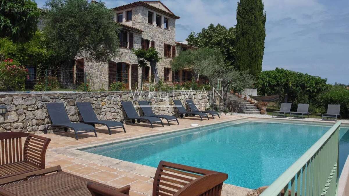 Maison à CALLIAN