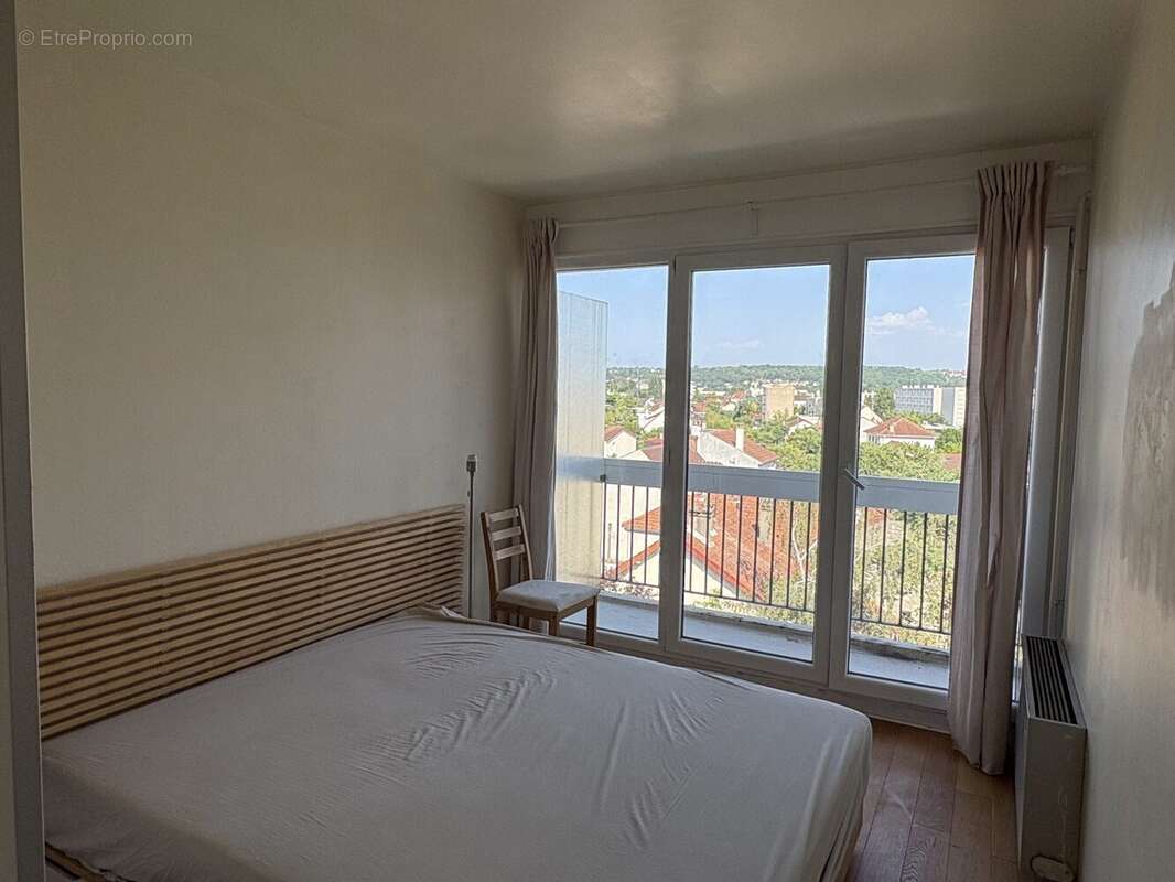 Appartement à SAINT-MAUR-DES-FOSSES