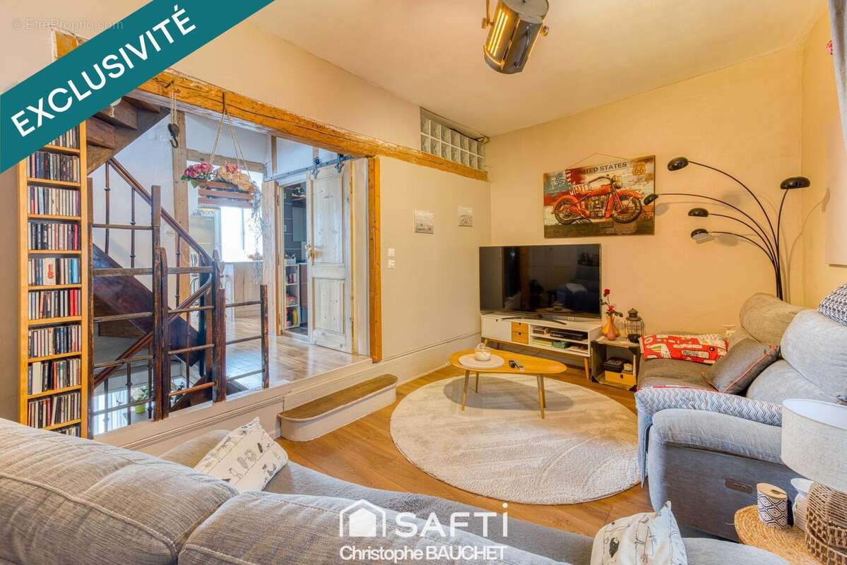 Photo 5 - Maison à JUJURIEUX