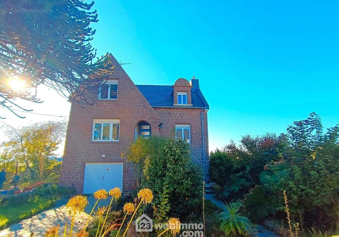 Maison à PLEUMEUR-GAUTIER