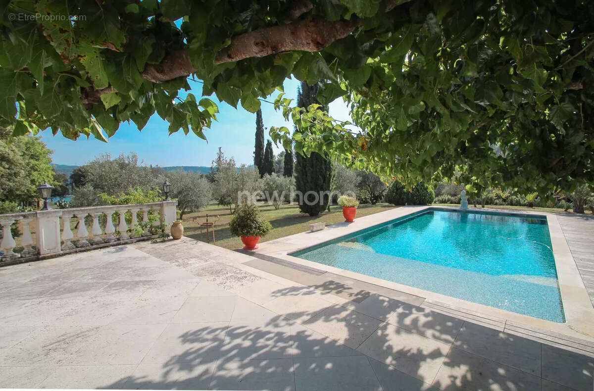 Maison à MONTAUROUX