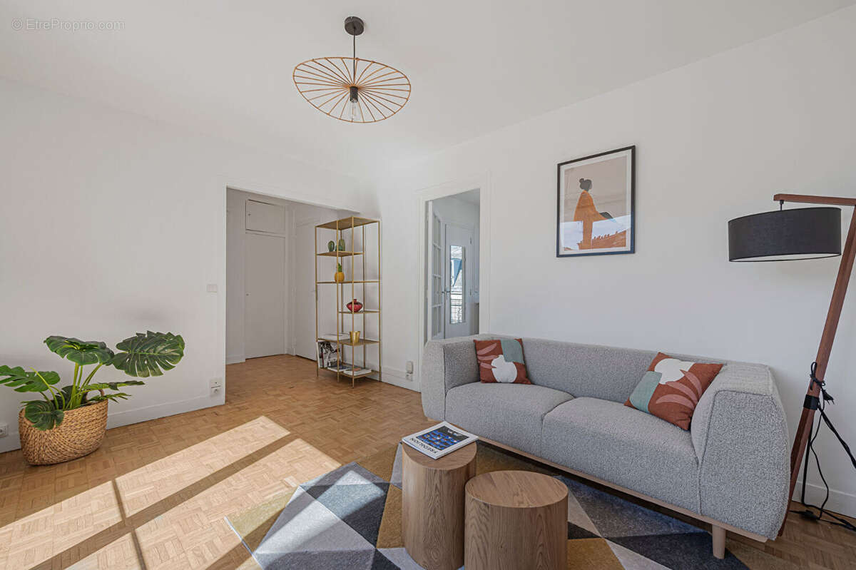 Appartement à PARIS-12E