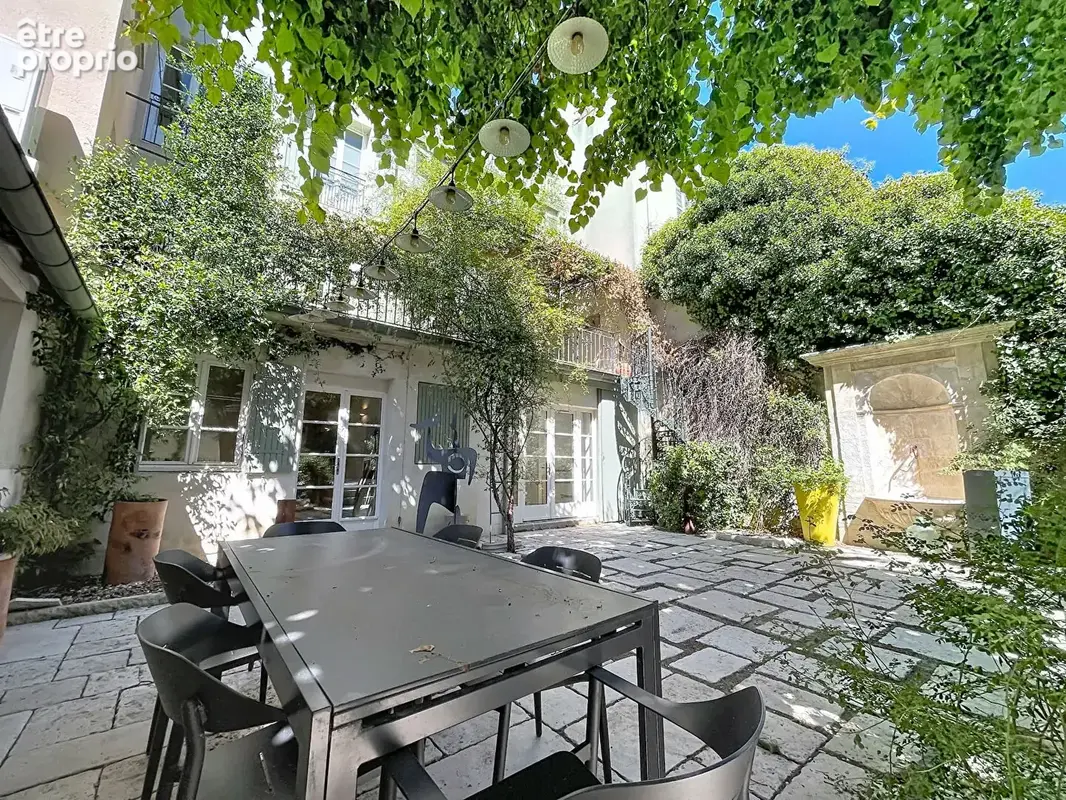 Maison de ville t12 de 285m² avec piscine - photo 17