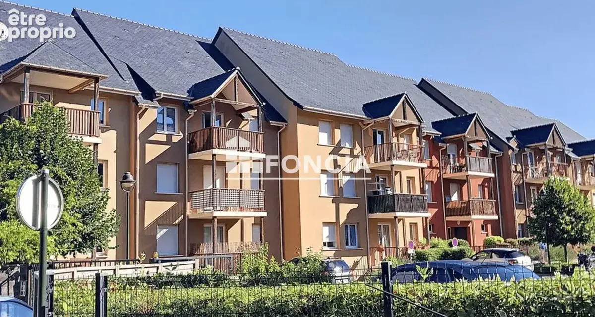 Appartement à LA RIVIERE-SAINT-SAUVEUR