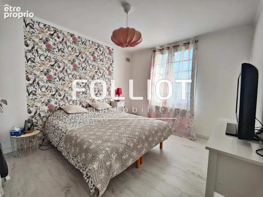 Maison centre ville Coutances - photo 9