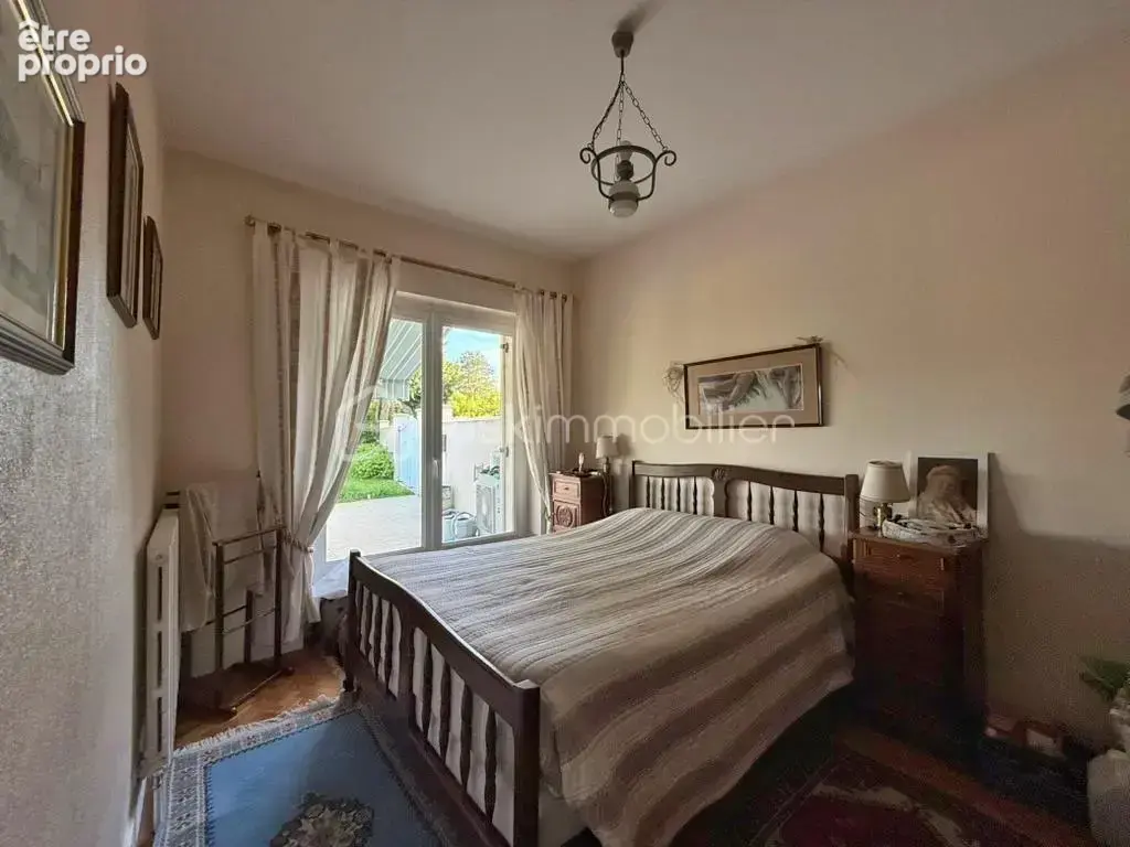 Aubeterre-sur-Dronne - Maison rénovée 148 m², vue panoramique et piscine - photo 15