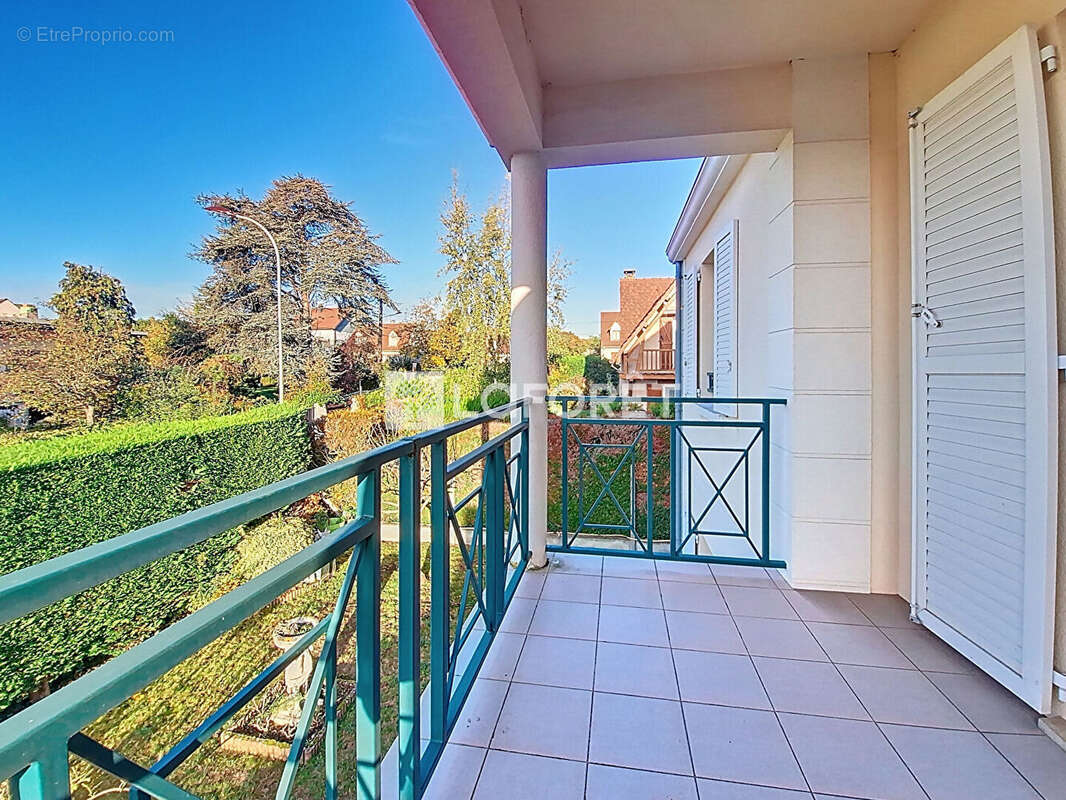 Maison à LEUVILLE-SUR-ORGE