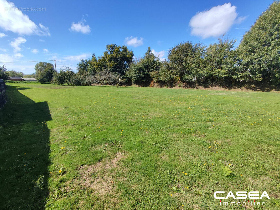 Terrain 1100 m² à Fouesnant  - photo 4