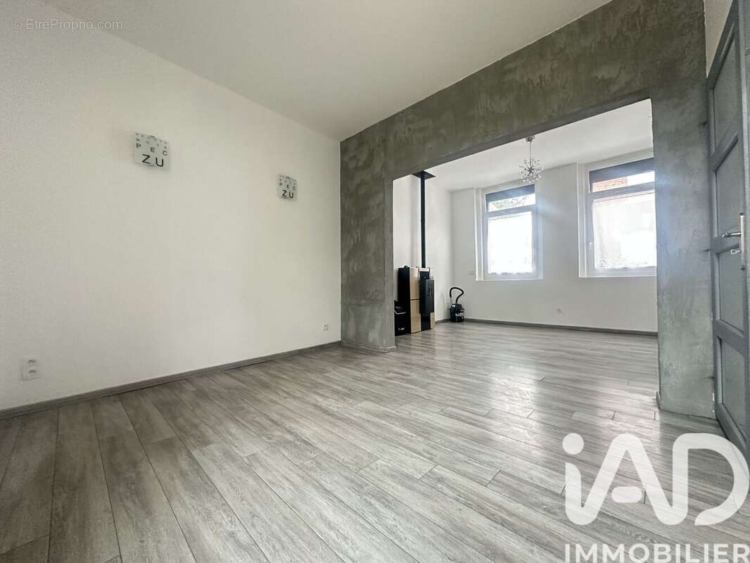 Photo 4 - Maison à SIN-LE-NOBLE