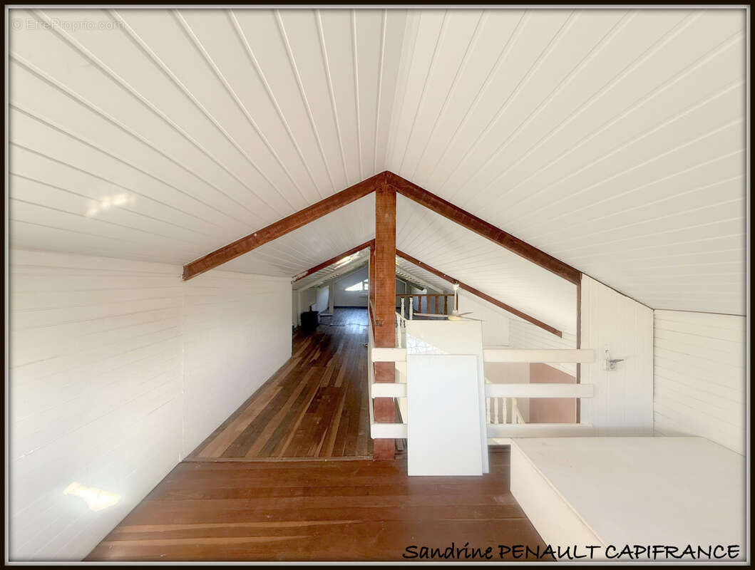 A vendre a kourou (97310) une charmante maison t5 de 106 m² - terrain de 440 m² - au prix de 318 000 € - photo 16