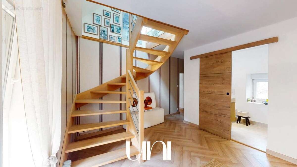 Maison à TROIS-MONTS