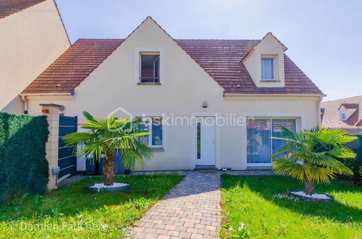 Maison à BOUSSY-SAINT-ANTOINE