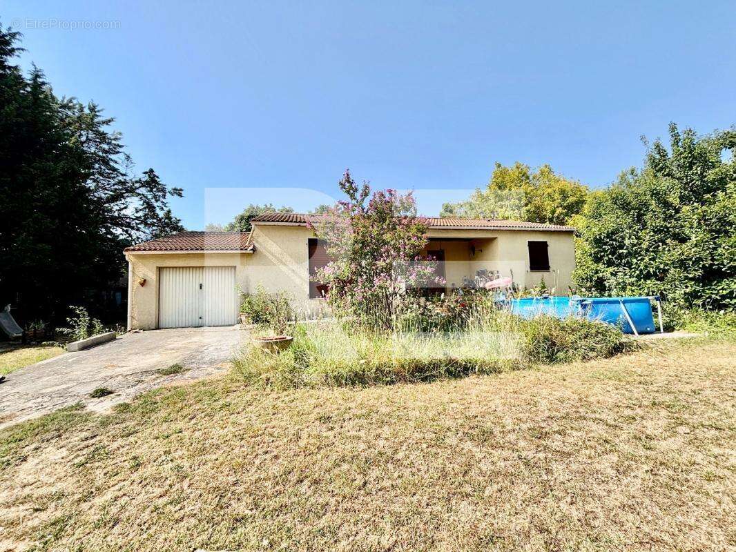 Maison à SAINT-BAUZELY