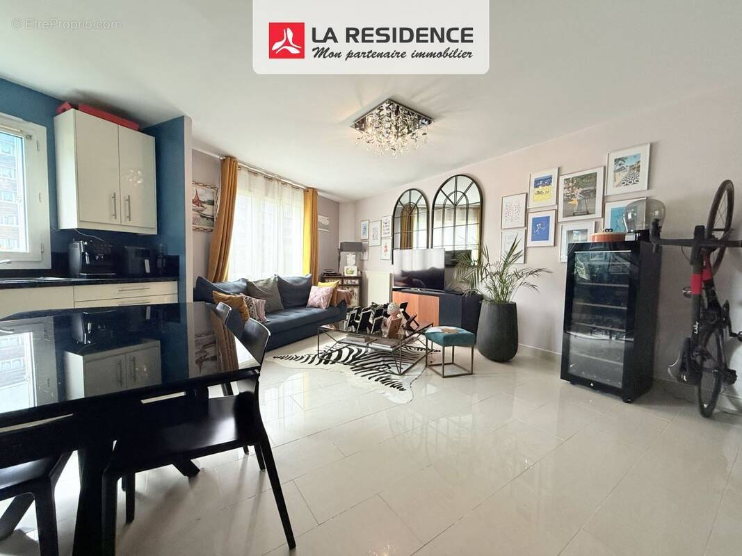 Appartement à VELIZY-VILLACOUBLAY