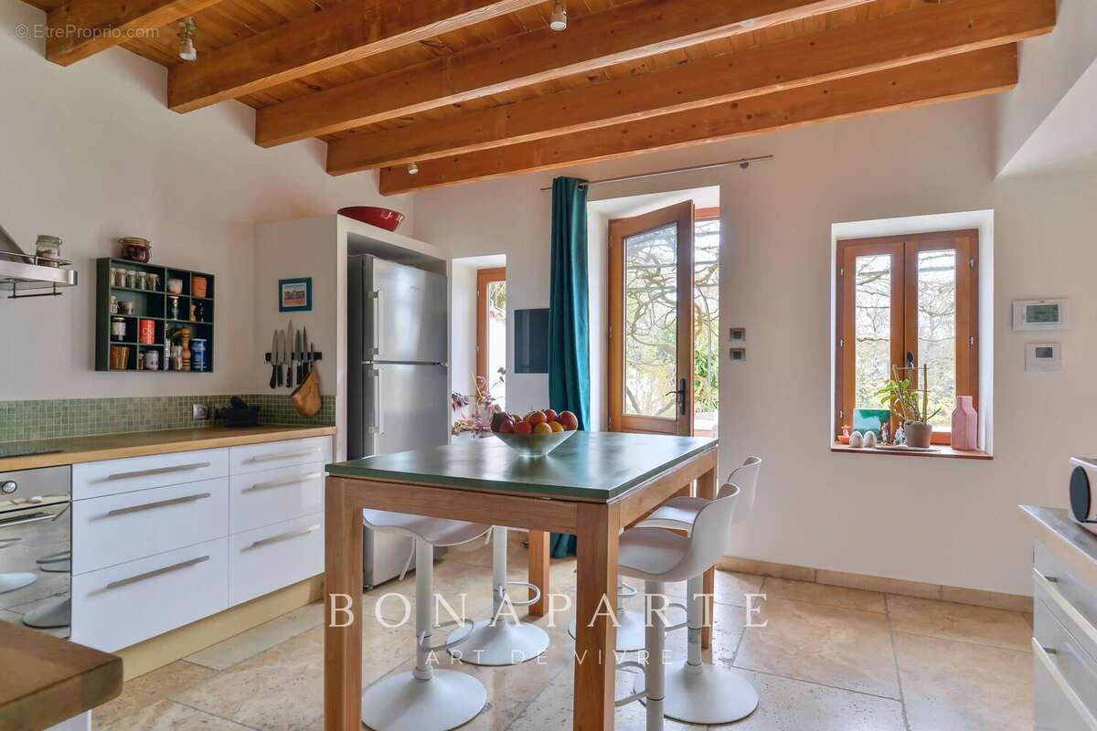 Maison à MEXIMIEUX