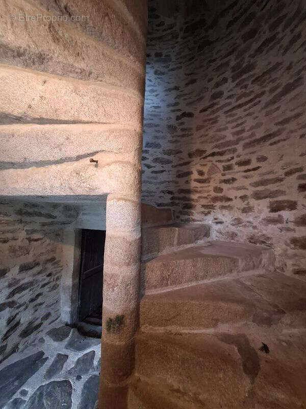 Maison à LAVAL-DE-CERE