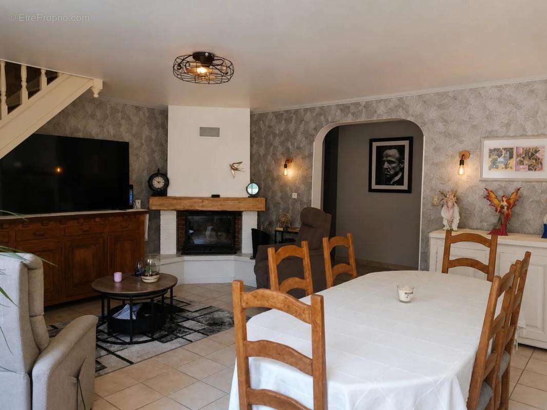 Maison de 7 pièces de 123 m² avec jardin à Beaumarchés - photo 5