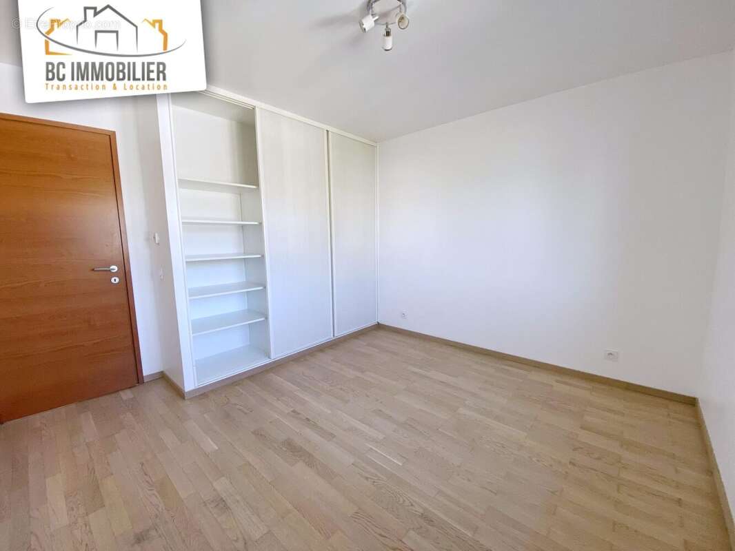 Appartement à PREVESSIN-MOENS