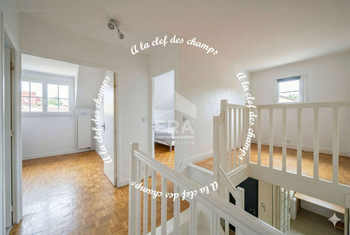 Maison à GIF-SUR-YVETTE