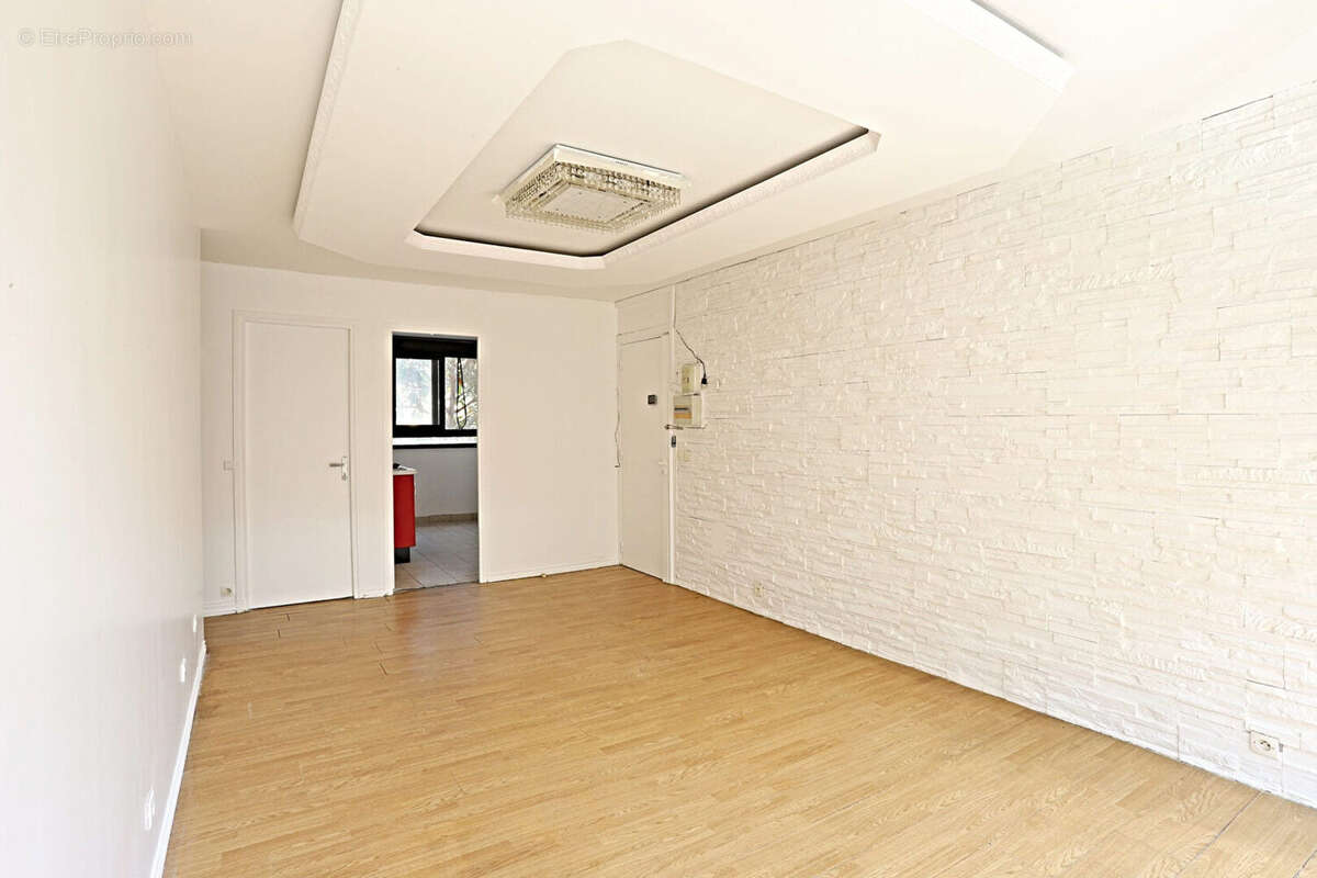 3P - 50m2 - Balcon - DPE D - photo 3
