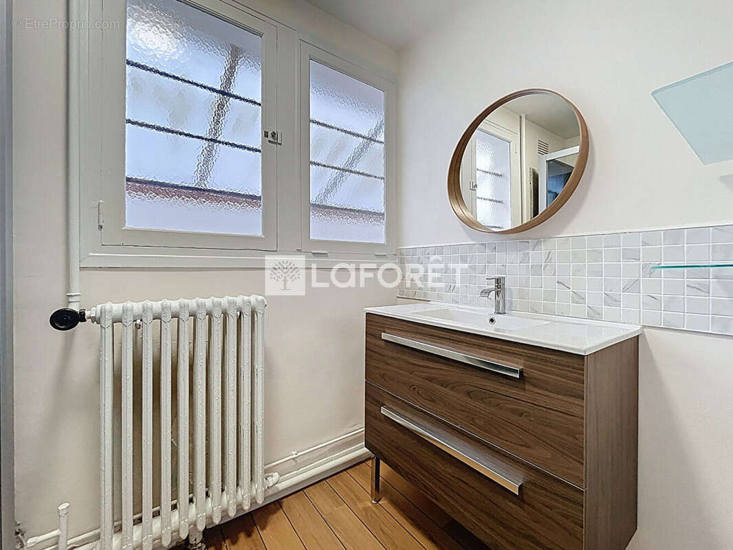 Maison à SAINT-ETIENNE-DU-ROUVRAY