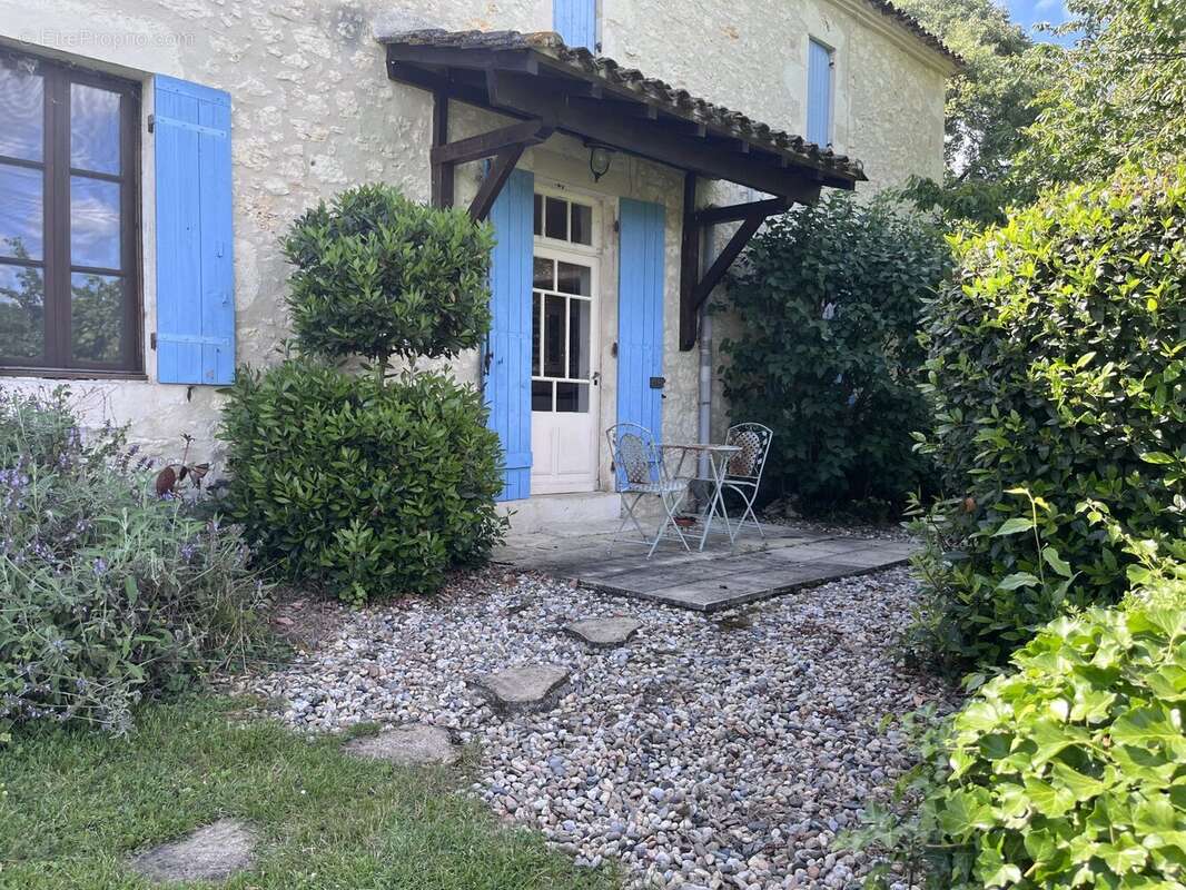 Maison à EYMET