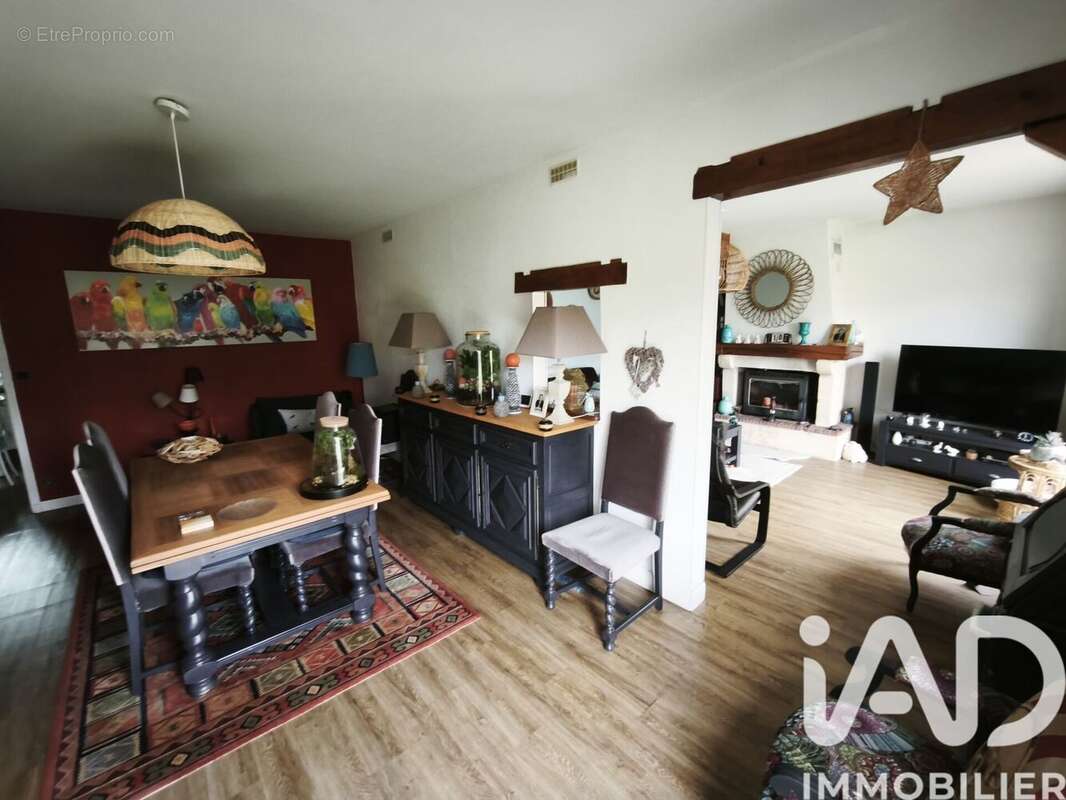 Photo 4 - Maison à SAINT-DENIS-DE-PILE