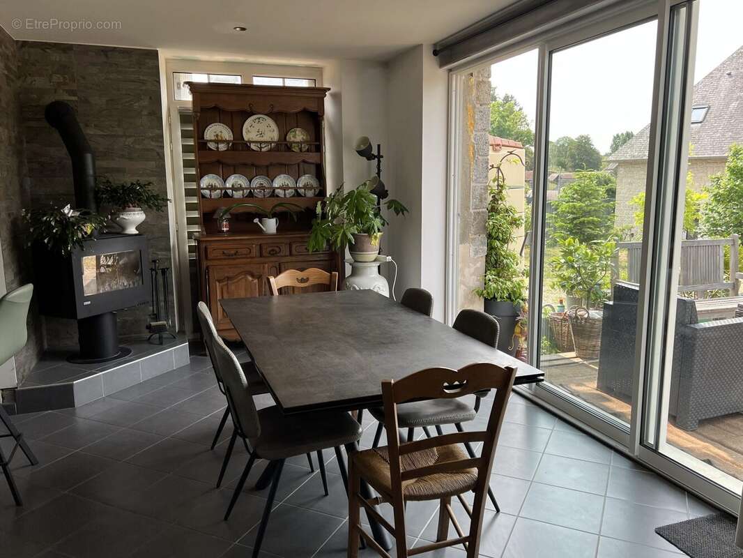 séjour - Maison à FALAISE