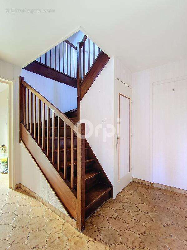 Maison à DOULEVANT-LE-CHATEAU