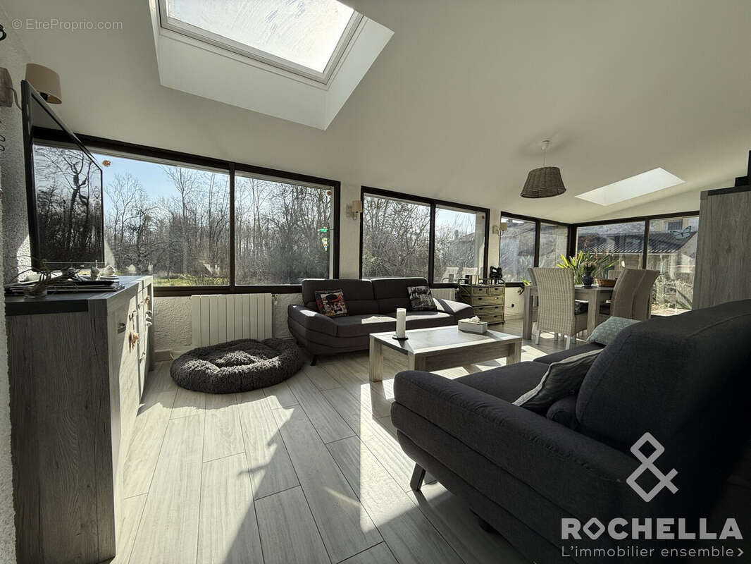 Maison à SAINT-PARDOULT