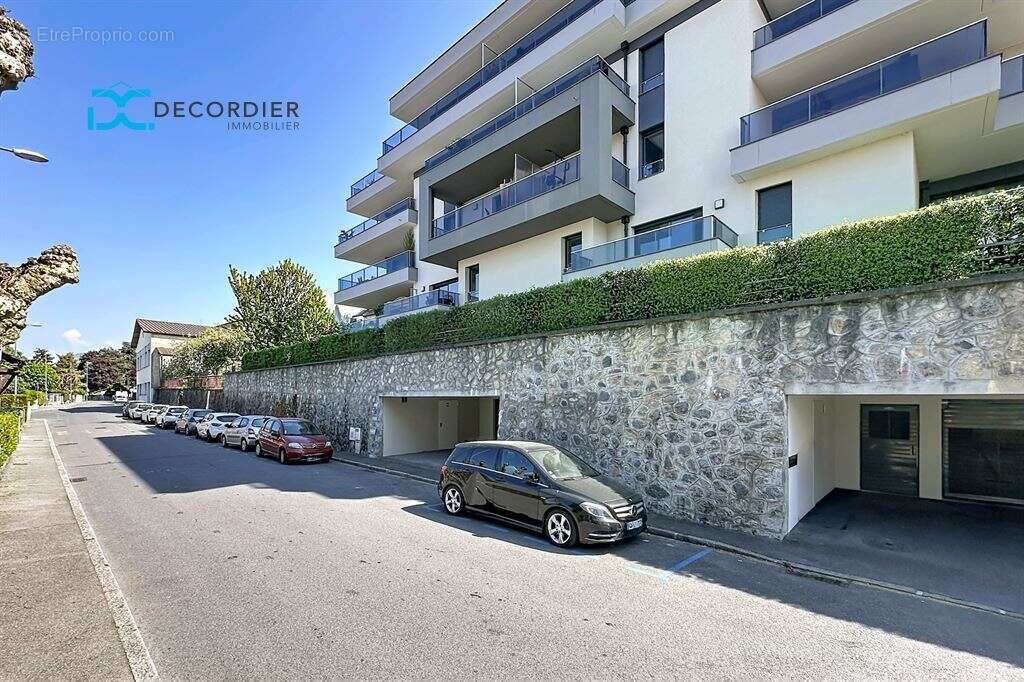 Appartement à EVIAN-LES-BAINS