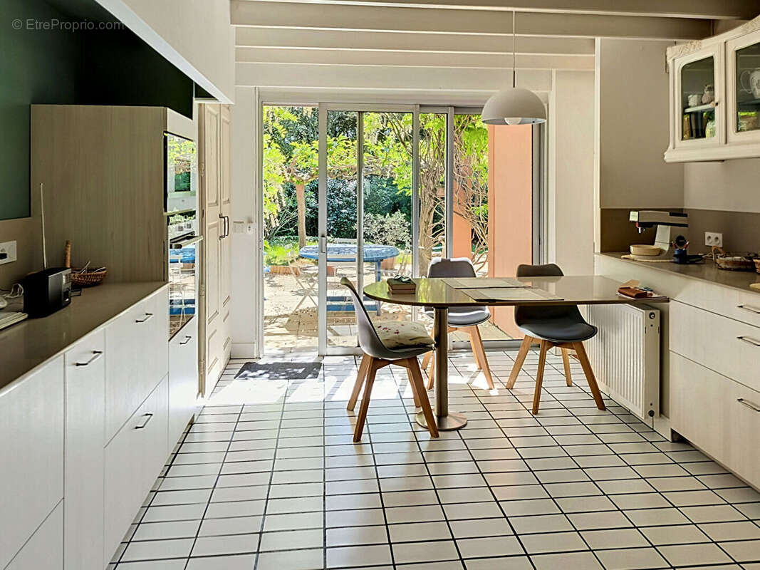 Maison à VILLENEUVE-LES-AVIGNON