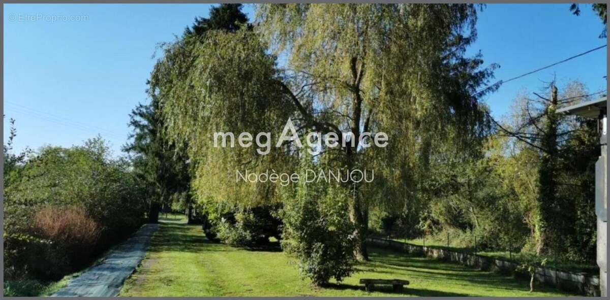 Maison à TESSY-SUR-VIRE