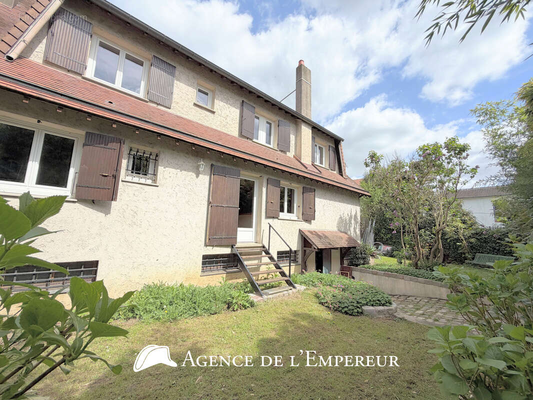 Maison à RUEIL-MALMAISON