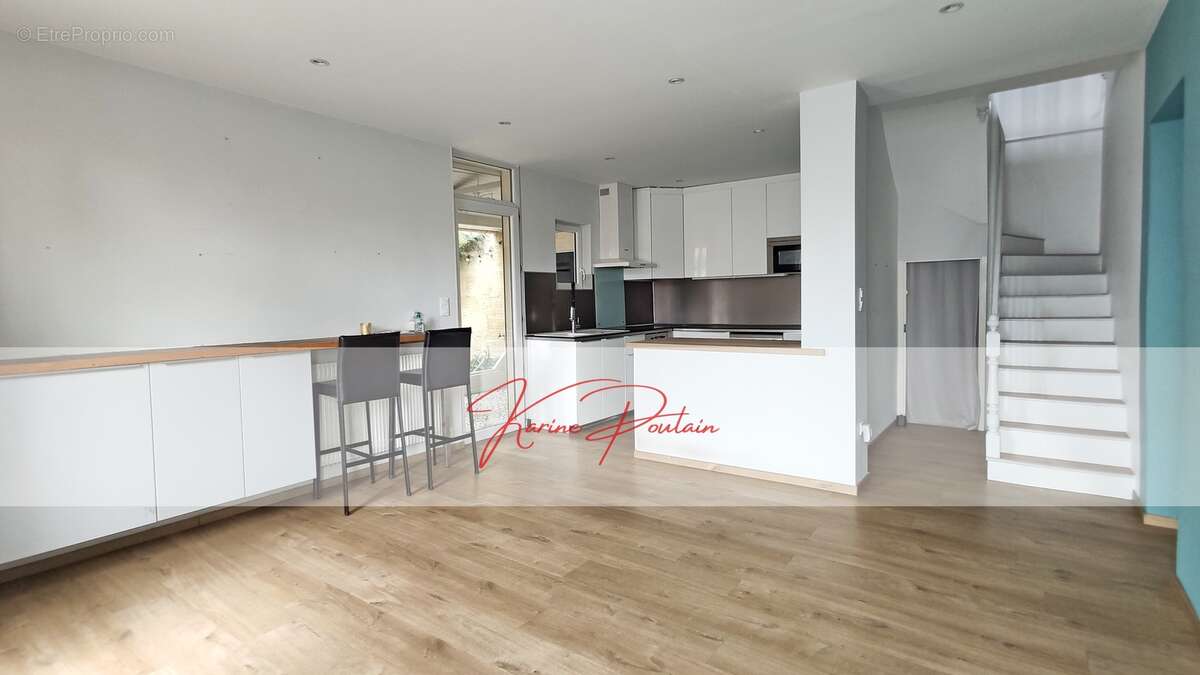 Maison à SAINT-LOUBES