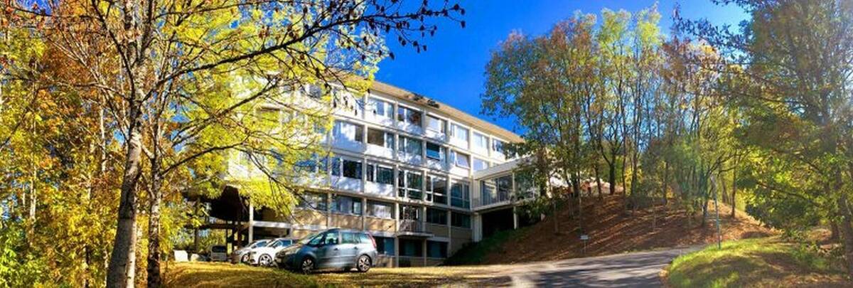 Appartement à RIOM-ES-MONTAGNES