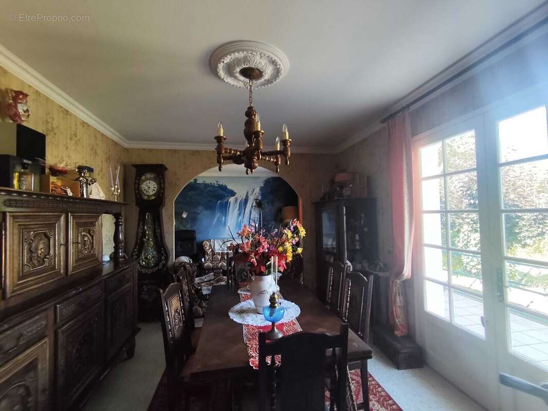 Maison à CHASSENEUIL-SUR-BONNIEURE