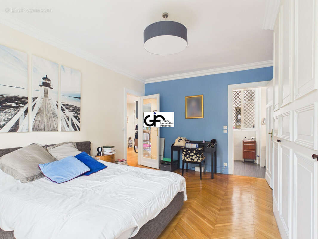 Appartement 169 m² à Paris-16e  - photo 7