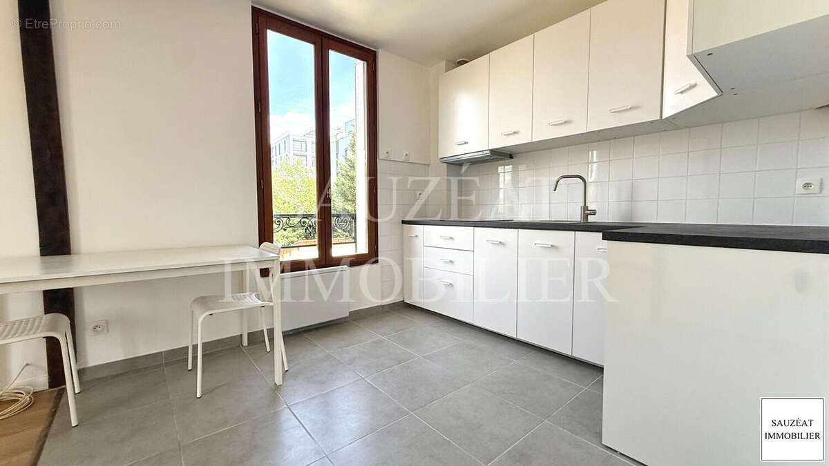 Appartement à BAGNEUX